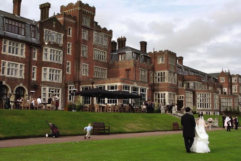 Birch Selsdon Hotel ครอยดอน ภายนอก รูปภาพ