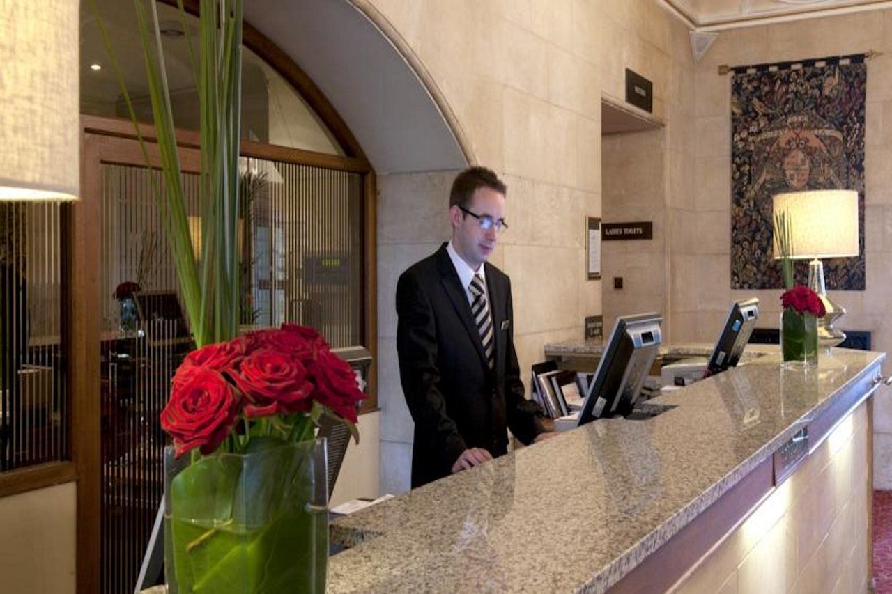 Birch Selsdon Hotel ครอยดอน ภายนอก รูปภาพ